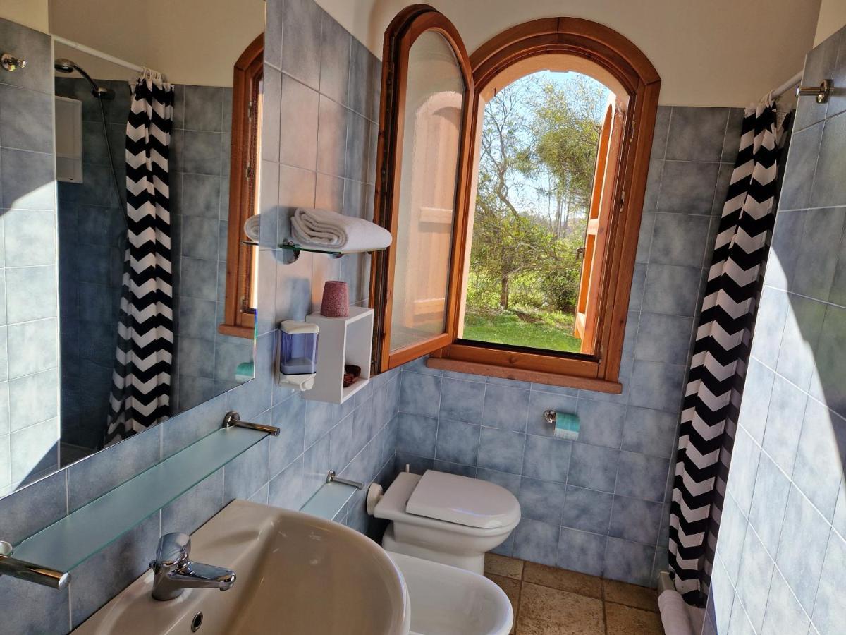 Hotel Perda Rubia San Giovanni Suergiu Ngoại thất bức ảnh